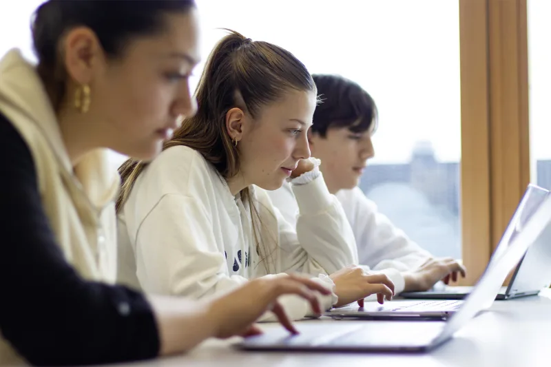 08 punktgenau in1 rundgang 2 2023 klett und balmer